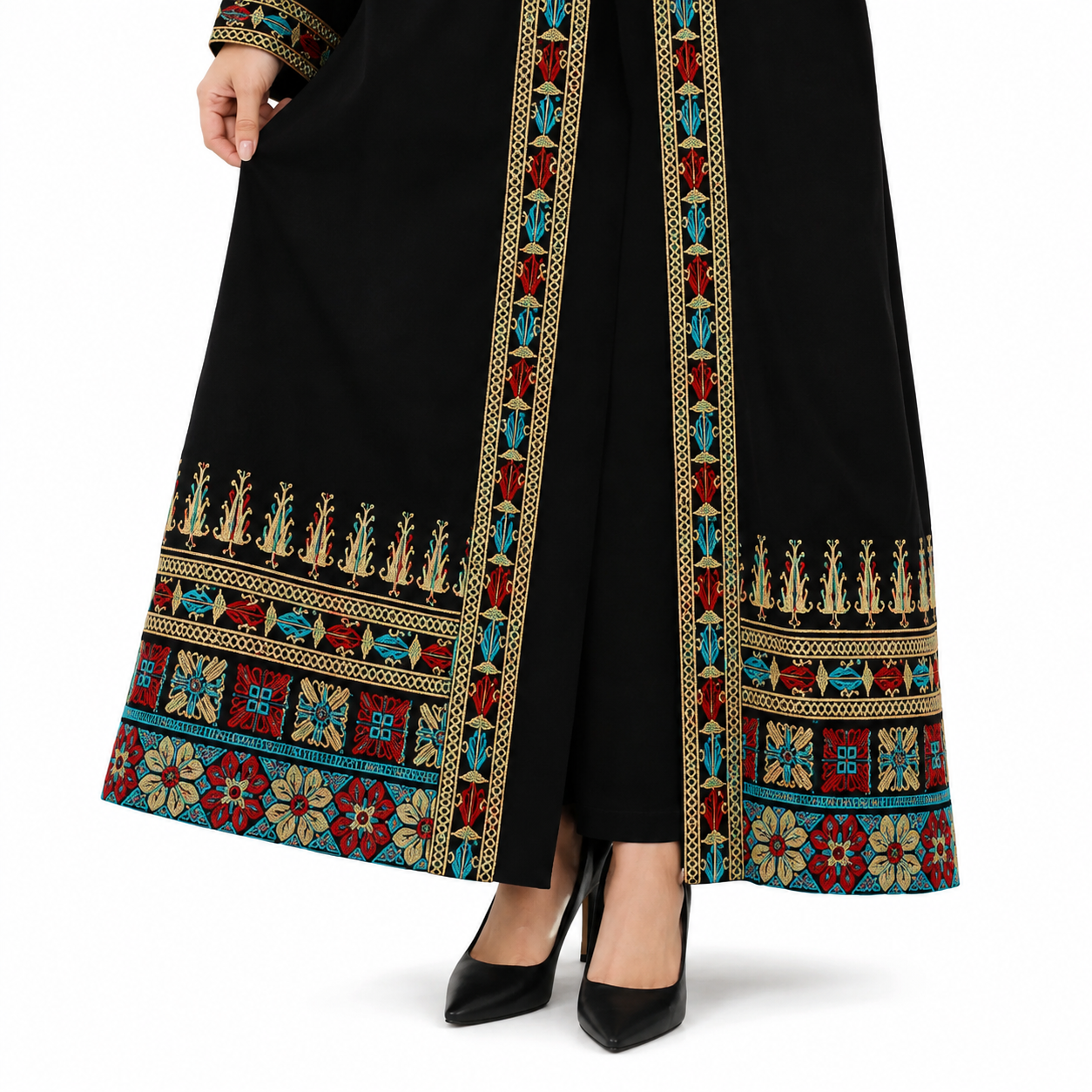 Noura Tatreez Abaya