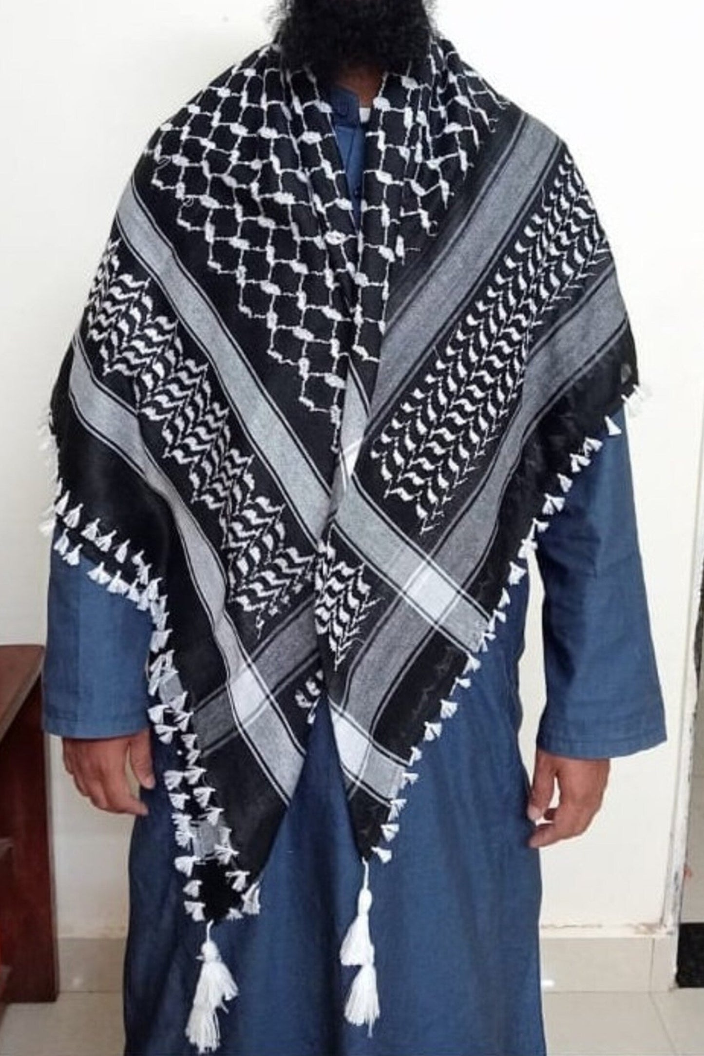 Kufiya/Keffiyeh Nero 125x125 cm con Frange